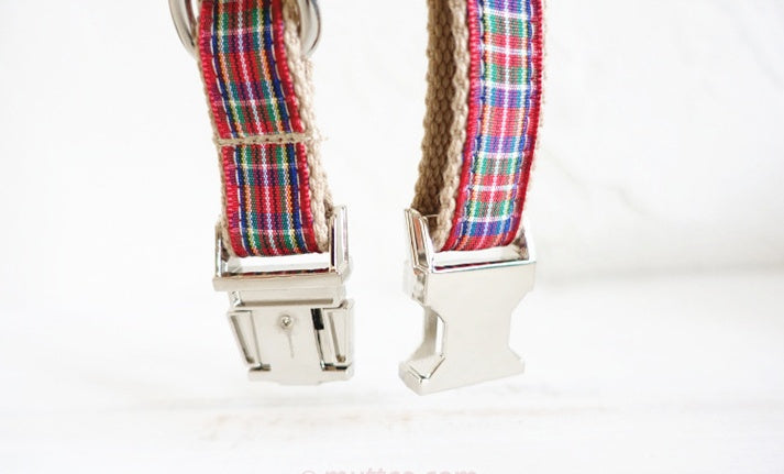 Red Plaid Dog Leash – Classic Style Meets Everyday Durability